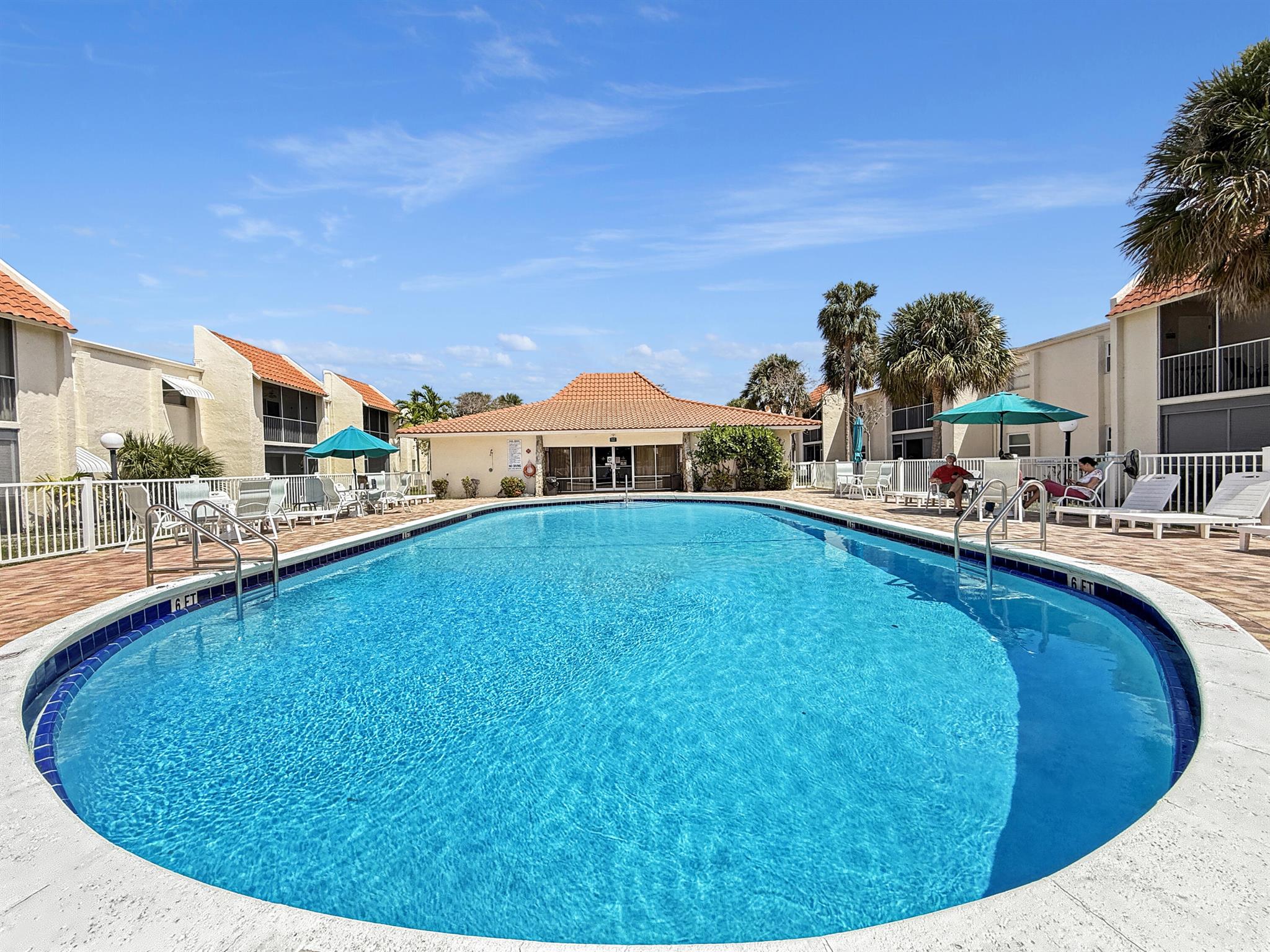 DEERFIELD PINES CONDO - Residential