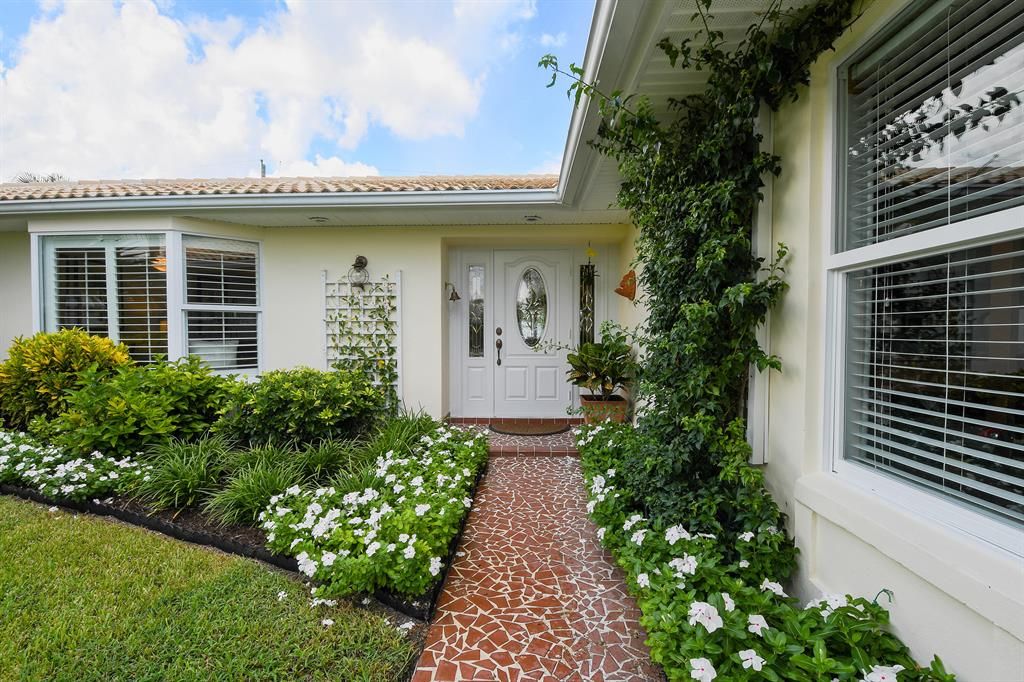 Photo of 1040 Gulfstream Way Way, Singer Island, FL 33404 (MLS # R10754775)