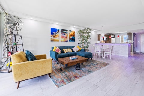 Tiny photo for 575 Oaks Lane #708, Pompano Beach, FL 33069 (MLS # B26086378)