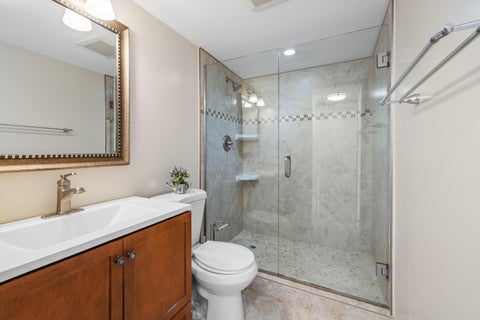 Tiny photo for 575 Oaks Lane #708, Pompano Beach, FL 33069 (MLS # B26086378)
