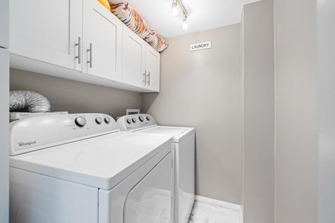 Tiny photo for 575 Oaks Lane #708, Pompano Beach, FL 33069 (MLS # B26086378)