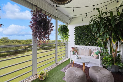Tiny photo for 575 Oaks Lane #708, Pompano Beach, FL 33069 (MLS # B26086378)