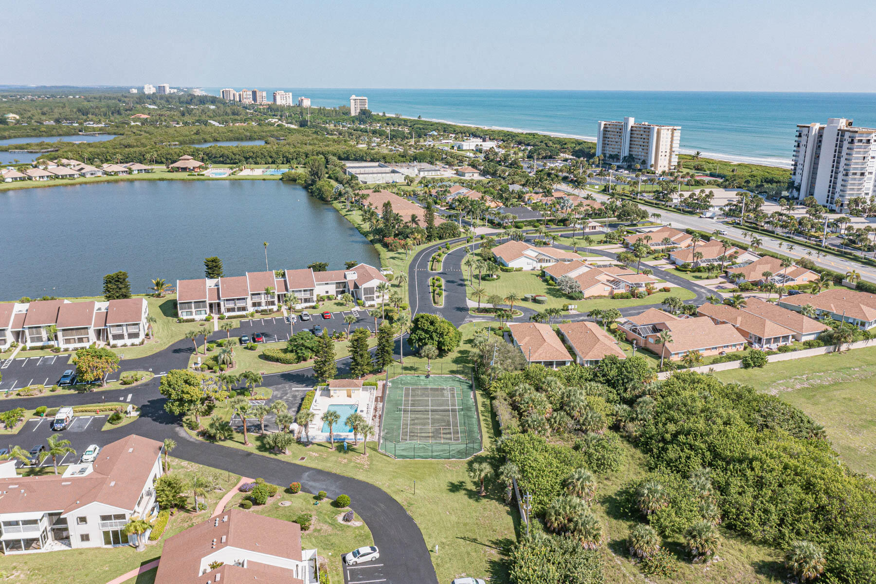 RIVERSIDE AT SANDS CONDOMINIUM - Residential