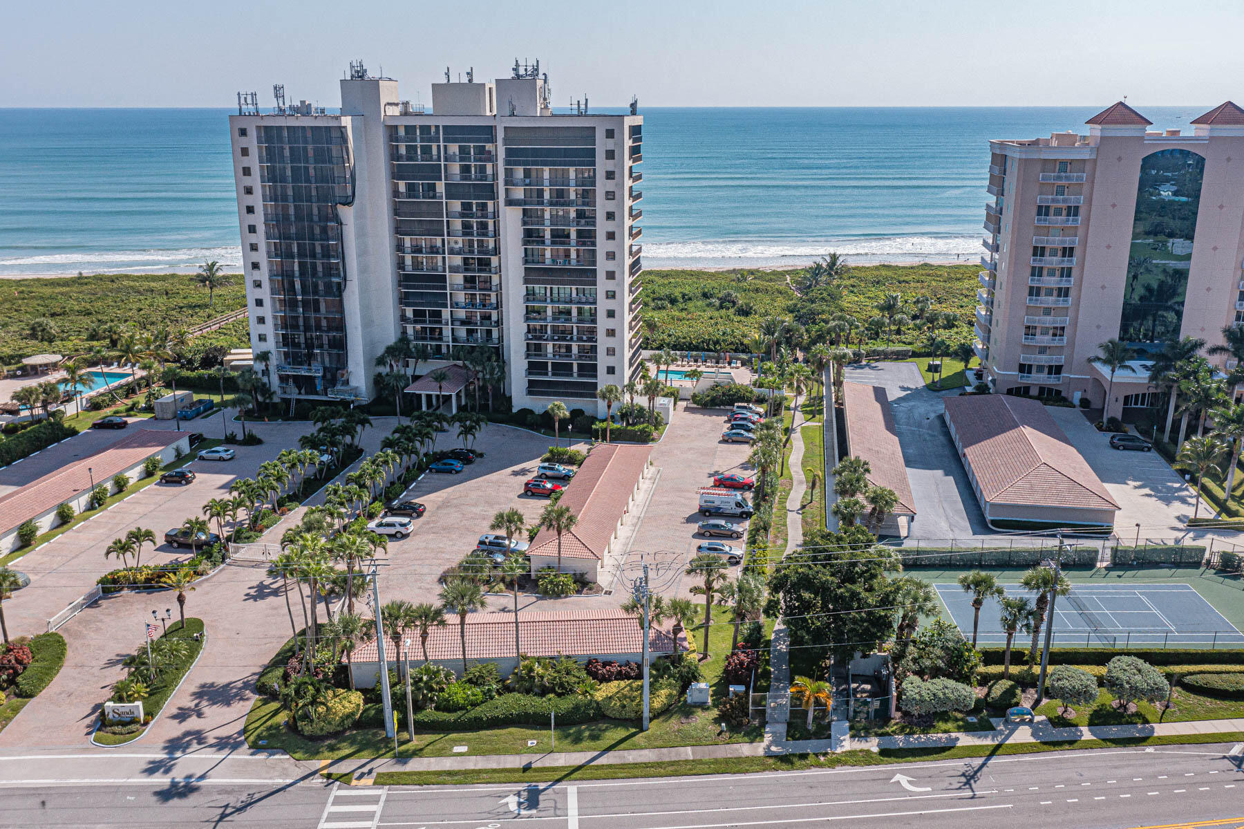 RIVERSIDE AT SANDS CONDOMINIUM - Residential