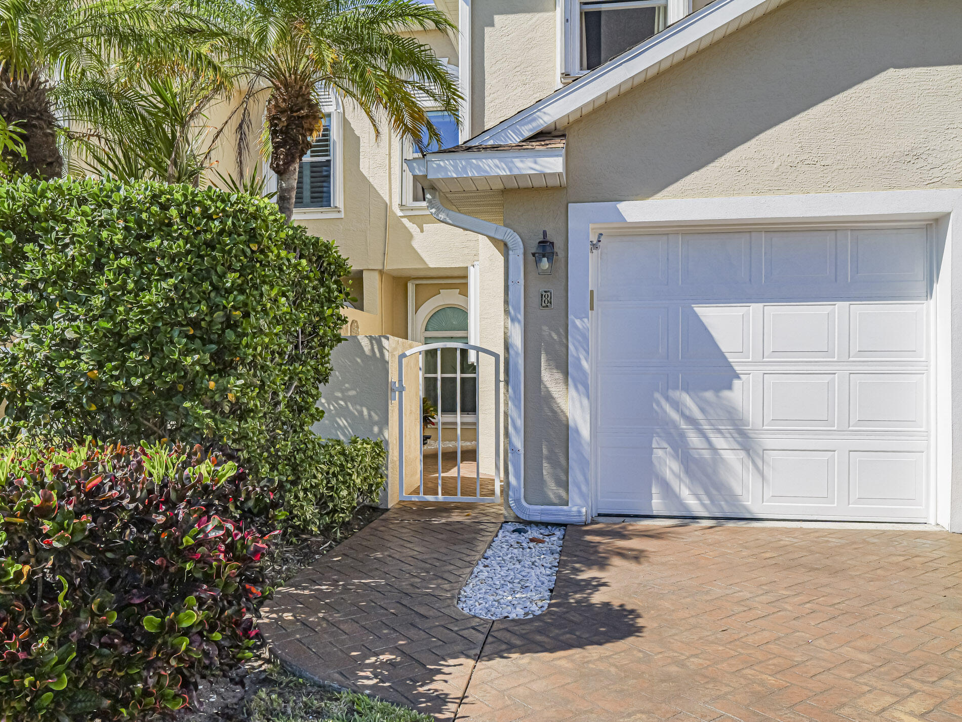 RIVERSIDE AT SANDS CONDOMINIUM - Residential