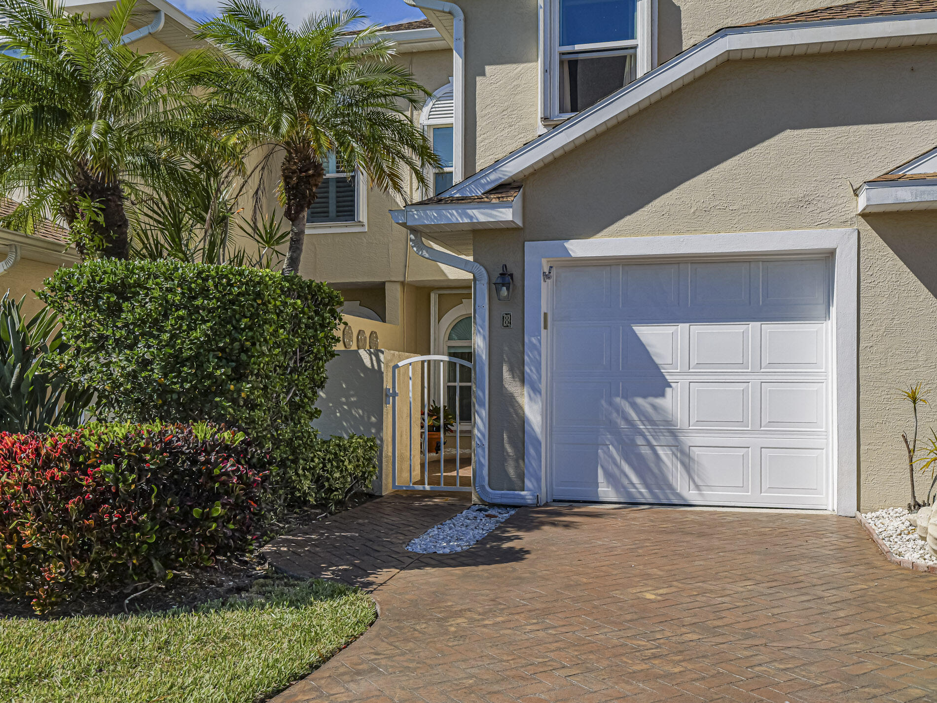 RIVERSIDE AT SANDS CONDOMINIUM - Residential