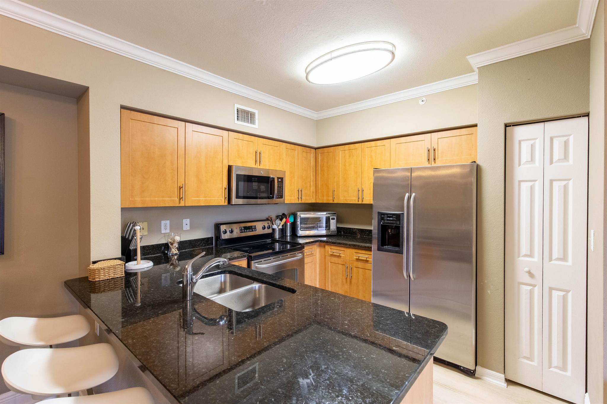 6559 Emerald Dunes Drive 201