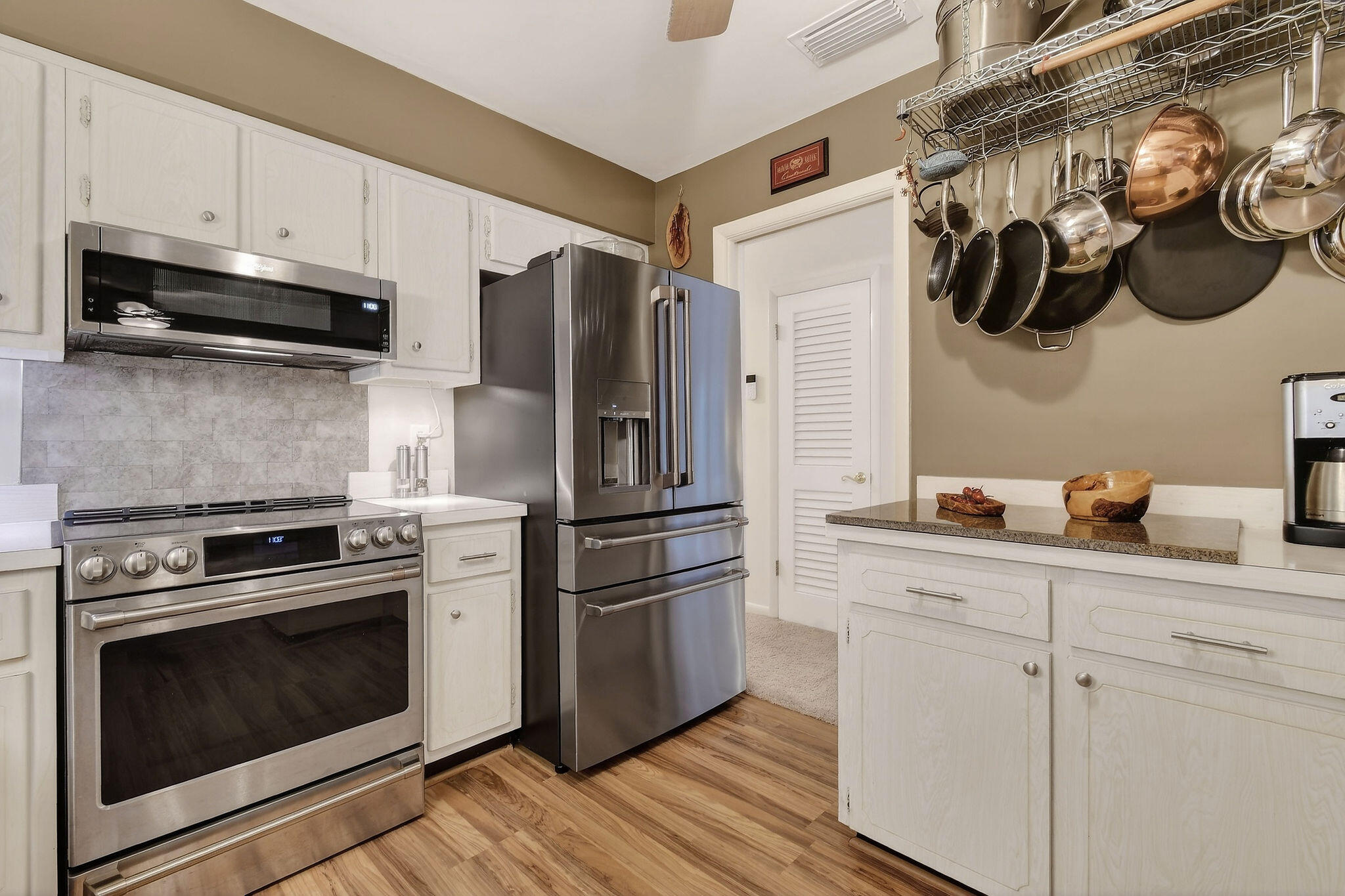 KELSEY CITY - Residential