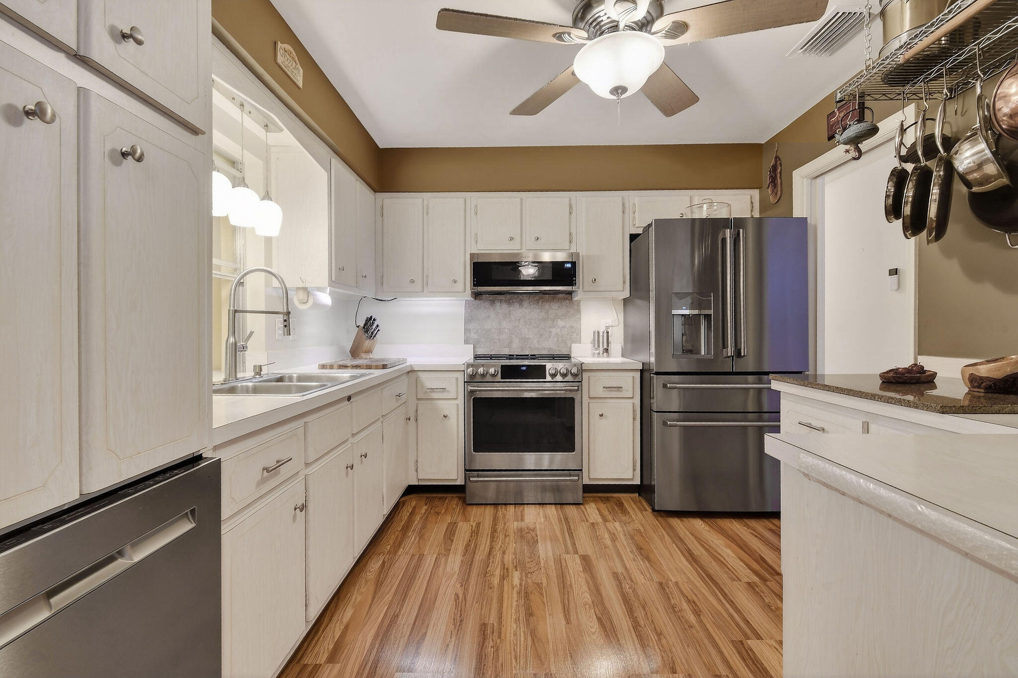 KELSEY CITY - Residential