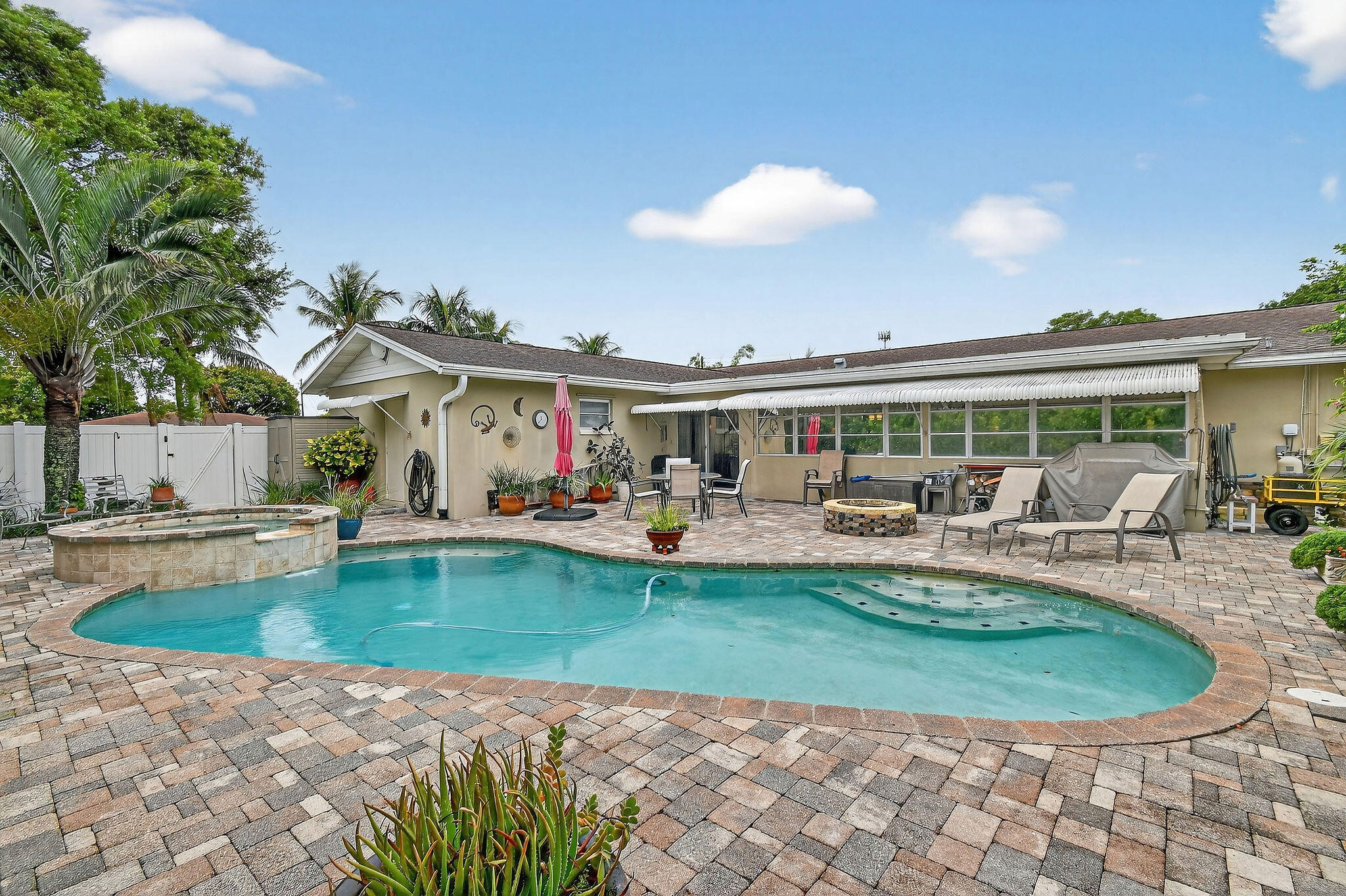 KELSEY CITY - Residential