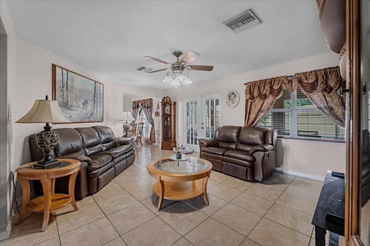 RIDGEVIEW ESTATES ADD 2 - Residential