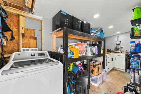 Tiny photo for 6240 NW 16TH Place, Sunrise, FL 33313 (MLS # B26083871)