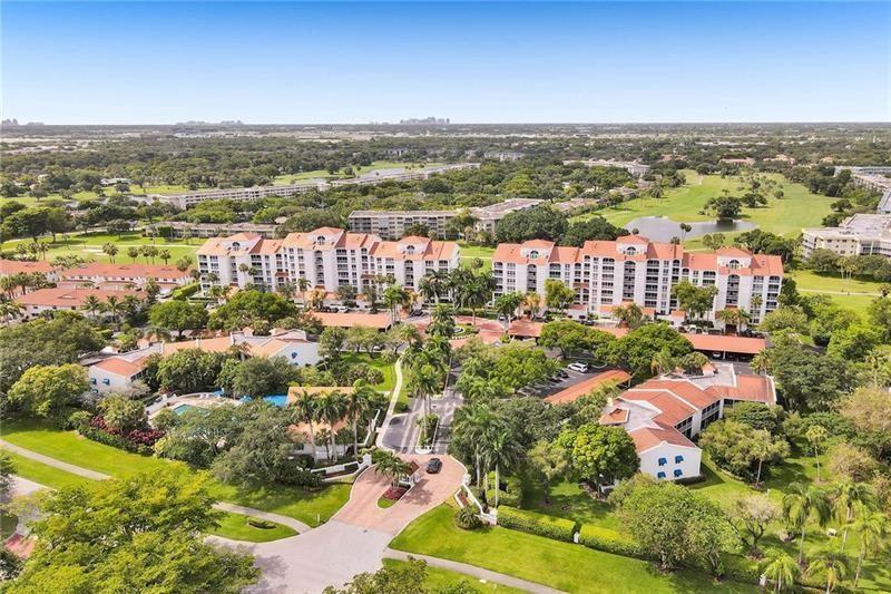 4130 W Palm Aire Dr 301A