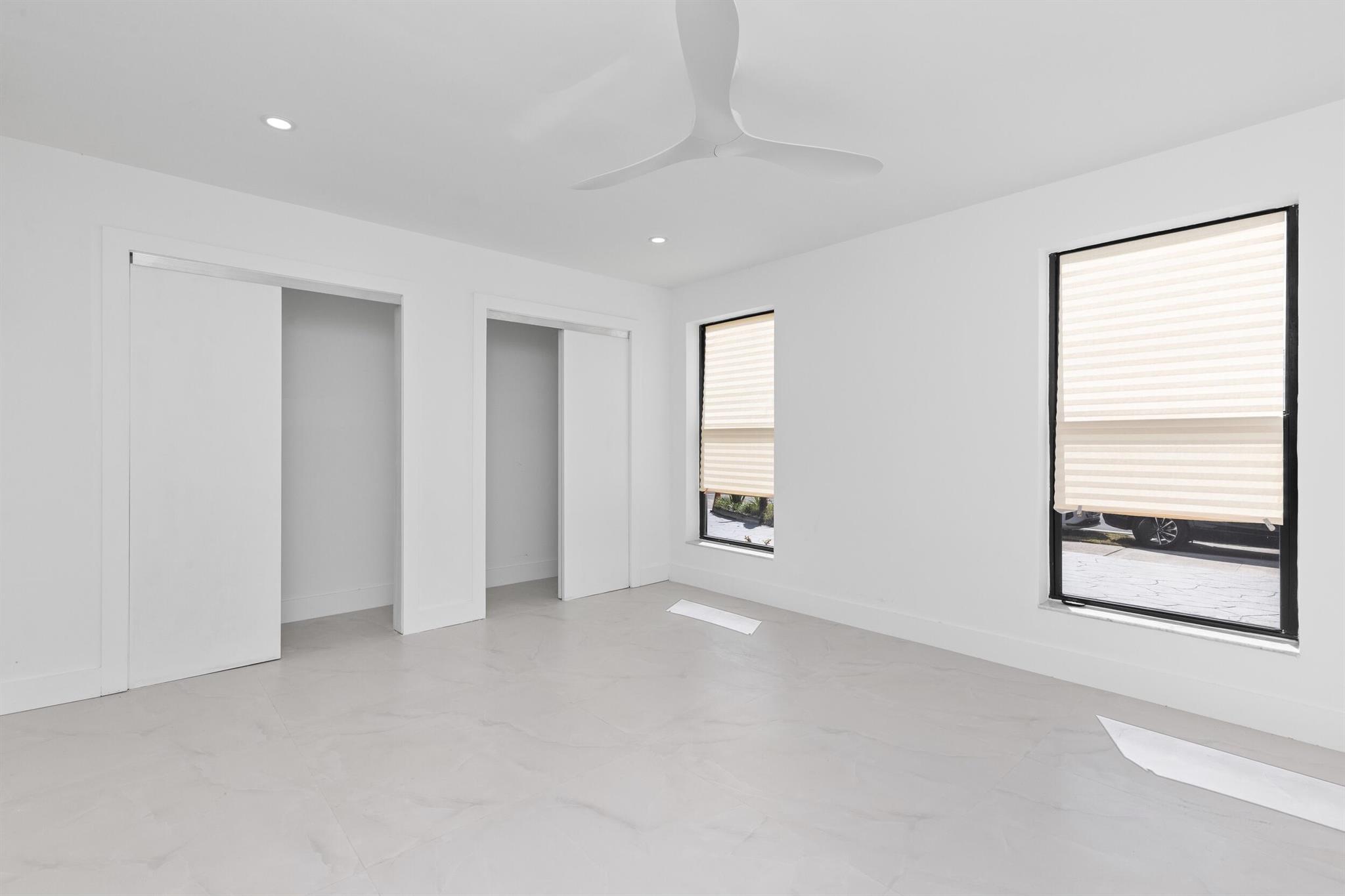 GREYKNOLL GOLF ESTS - Residential