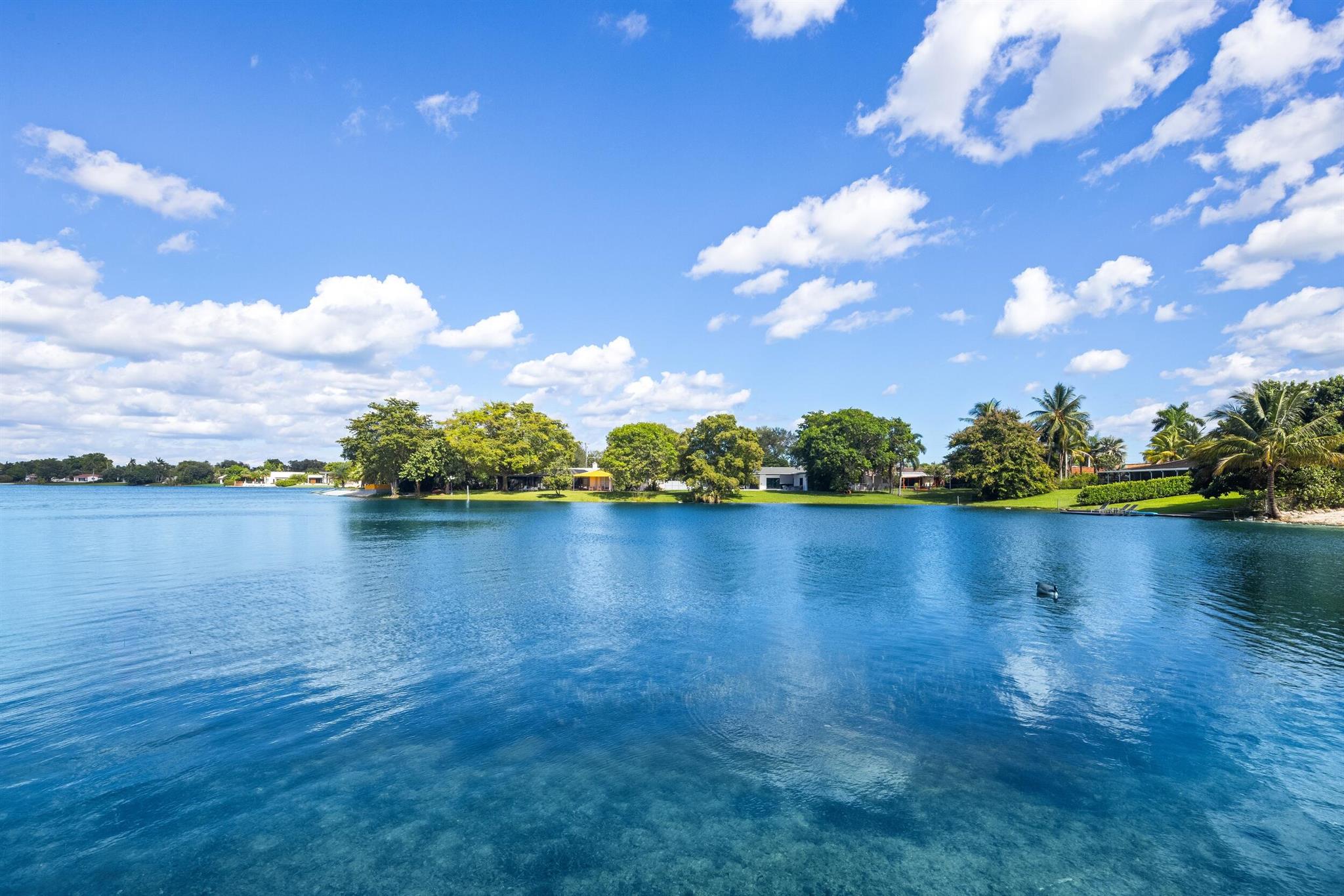 GREYKNOLL GOLF ESTS - Residential