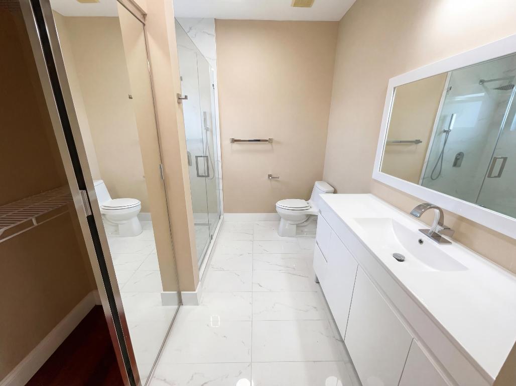 PASADENA AT PEMBROKE SHORES - Residential