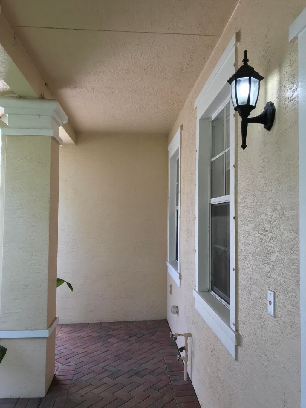 Photo of 141 E Thatch Palm Circle, Jupiter, FL 33458 (MLS # R11162690)