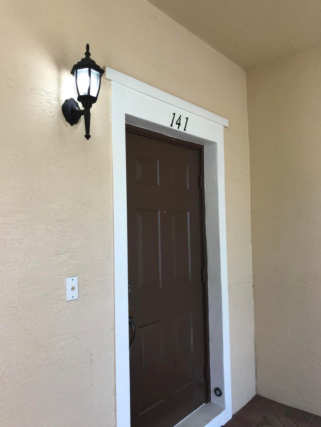 Photo of 141 E Thatch Palm Circle, Jupiter, FL 33458 (MLS # R11162690)