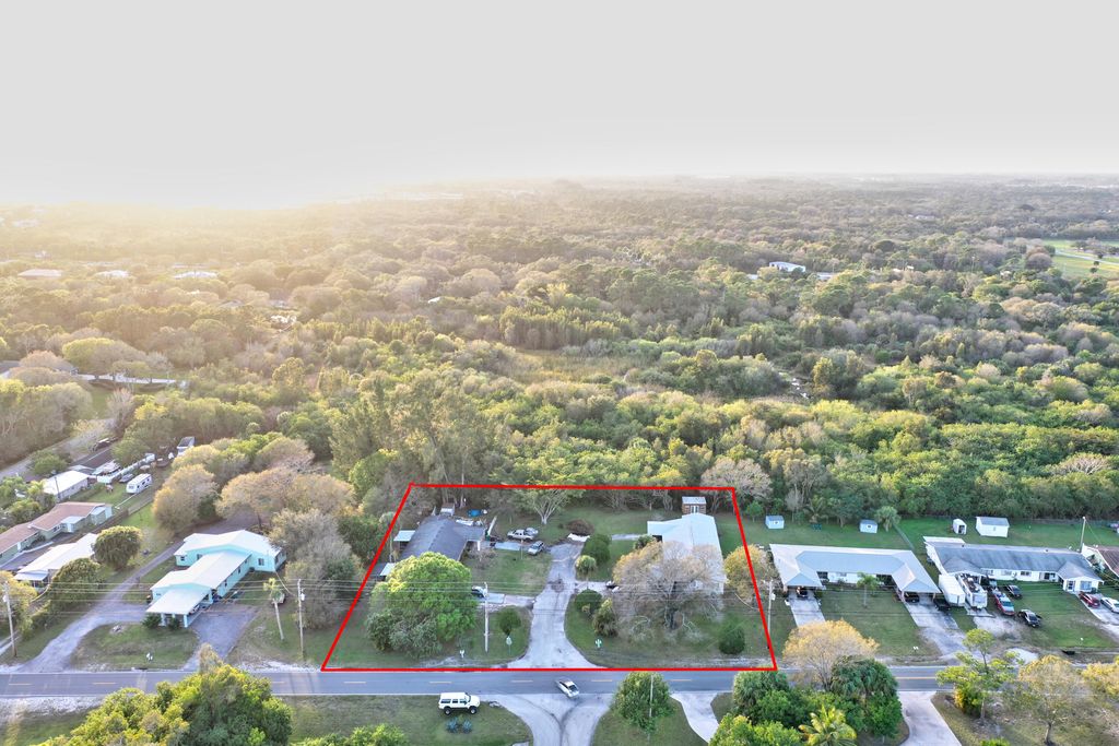 Photo of 702 Sharon Terrace, Fort Pierce, FL 34982 (MLS # R10951517)