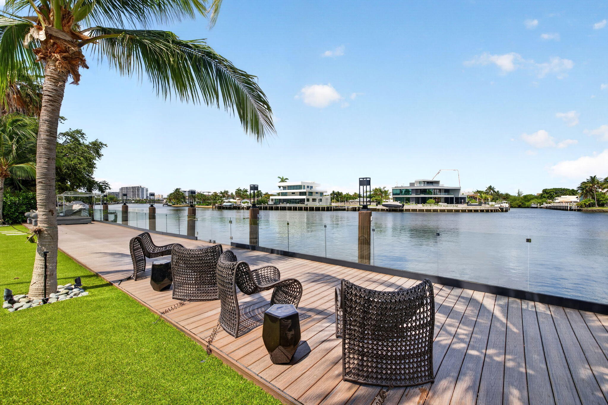 1529 Middle River Drive