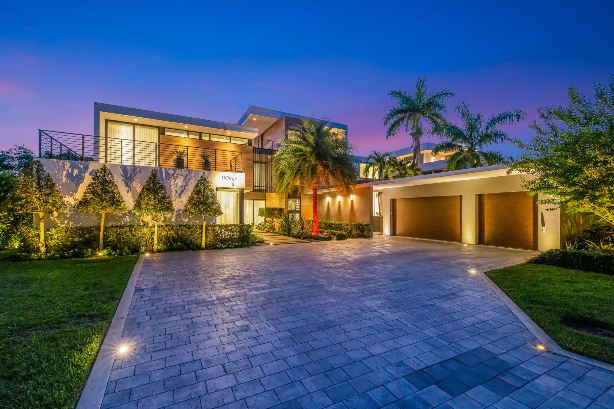 1529 Middle River Drive