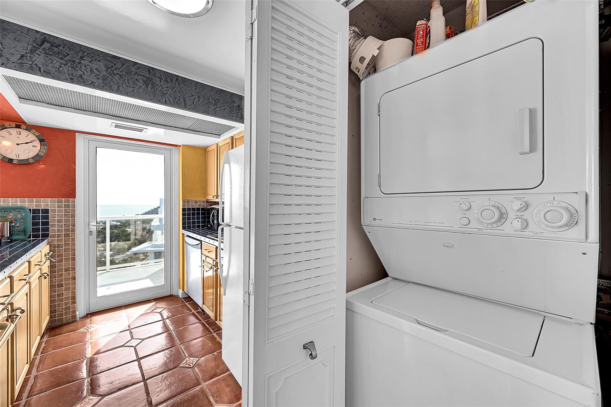 Vantage View Condo - Residential Lease