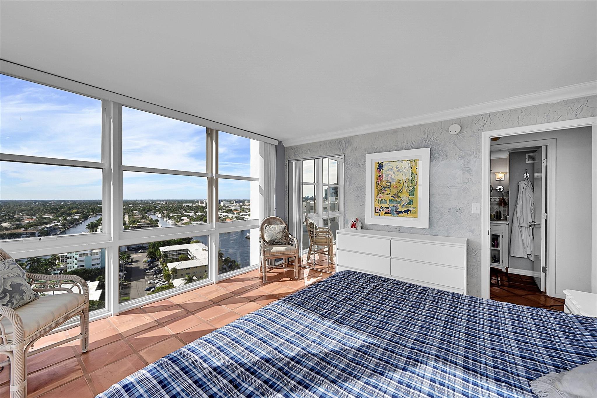 Vantage View Condo - Residential Lease