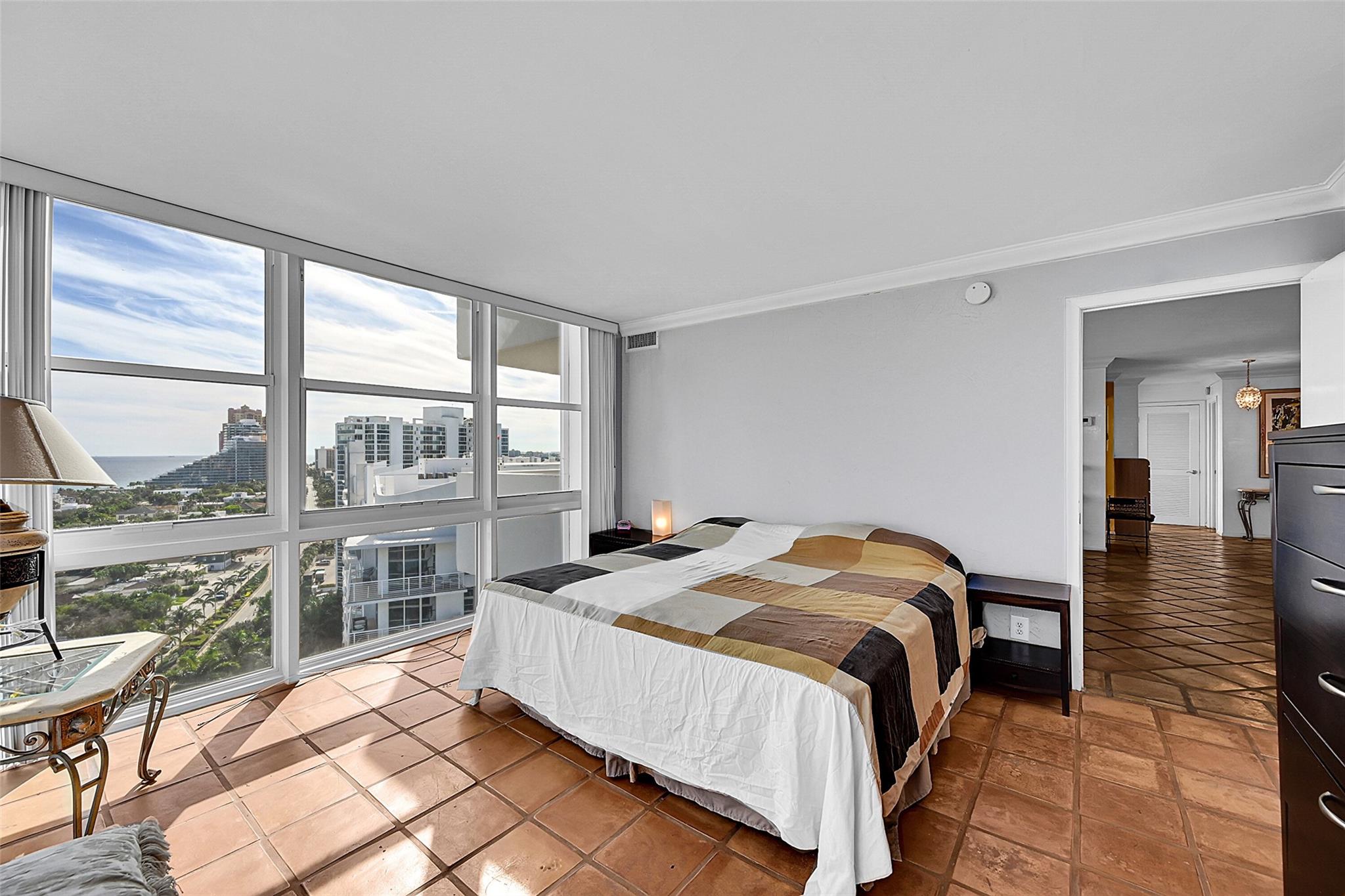 Vantage View Condo - Residential Lease