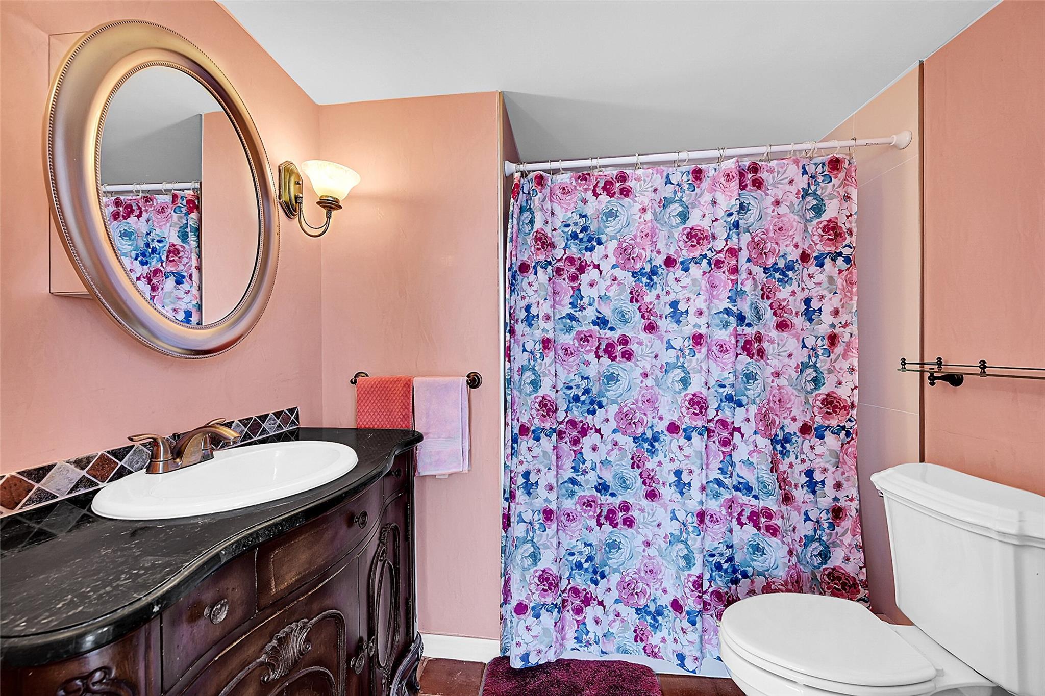 Vantage View Condo - Residential Lease