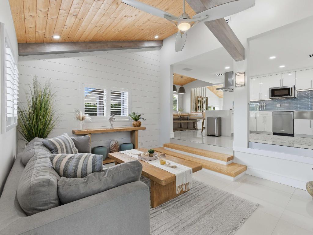 SEACREST PARK - Residential Lease