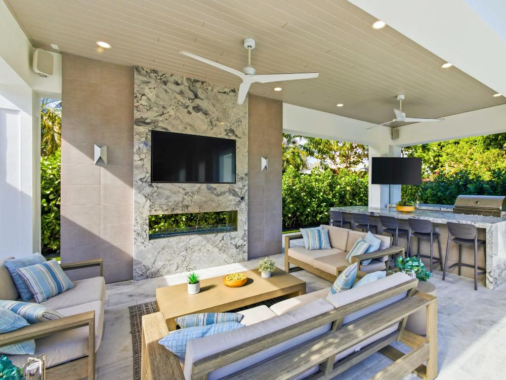 SEACREST PARK - Residential Lease