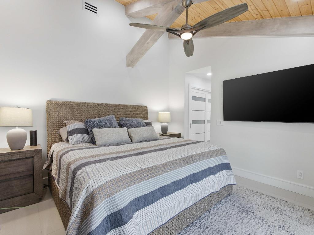 SEACREST PARK - Residential Lease