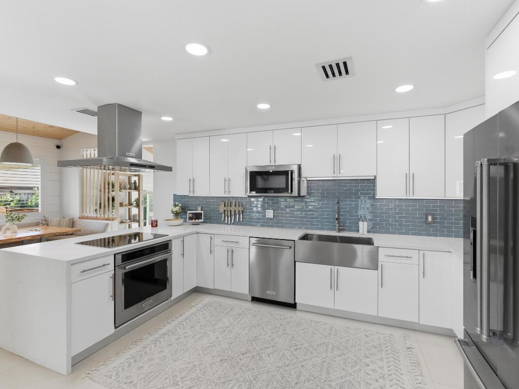 SEACREST PARK - Residential Lease