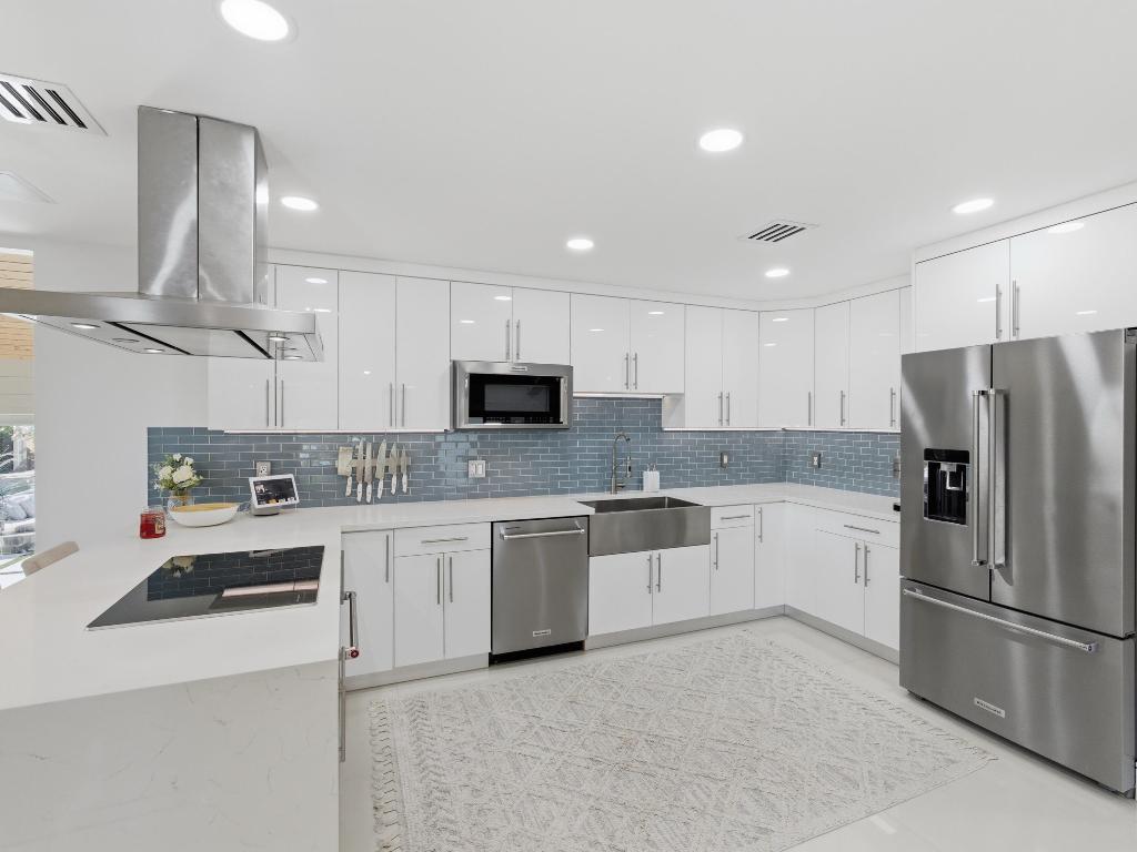 SEACREST PARK - Residential Lease