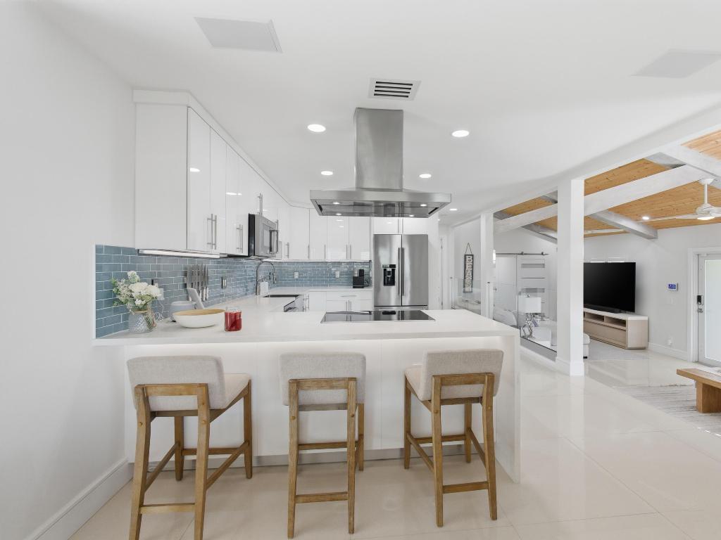 SEACREST PARK - Residential Lease