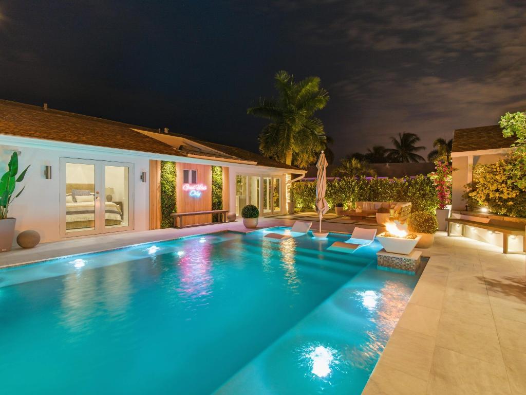 SEACREST PARK - Residential Lease