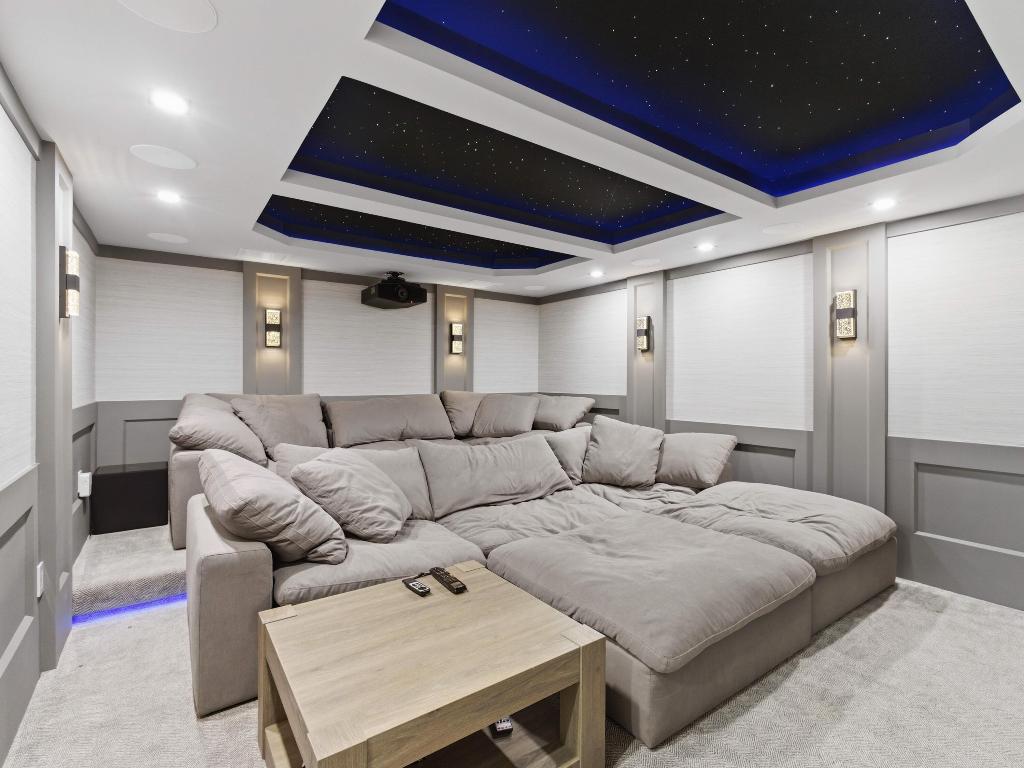 SEACREST PARK - Residential Lease