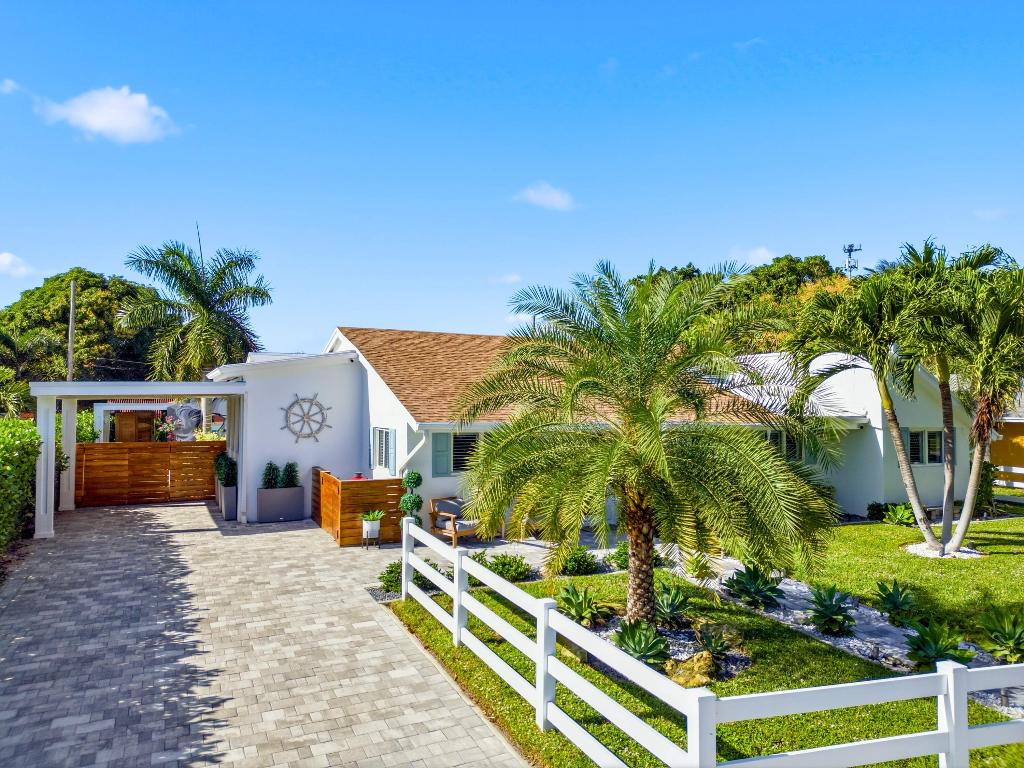 SEACREST PARK - Residential Lease