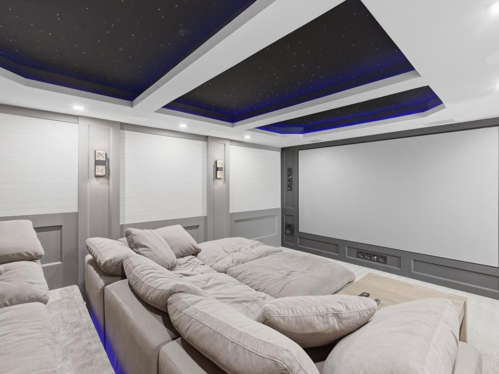 SEACREST PARK - Residential Lease