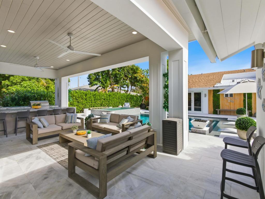 SEACREST PARK - Residential Lease