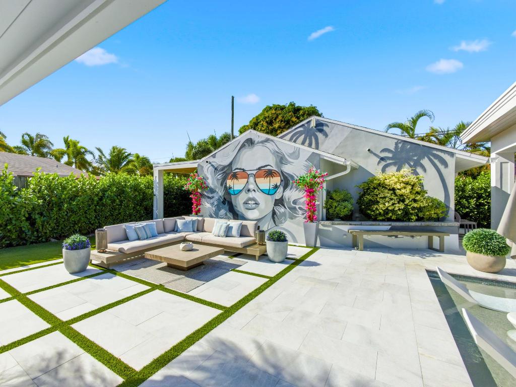 SEACREST PARK - Residential Lease