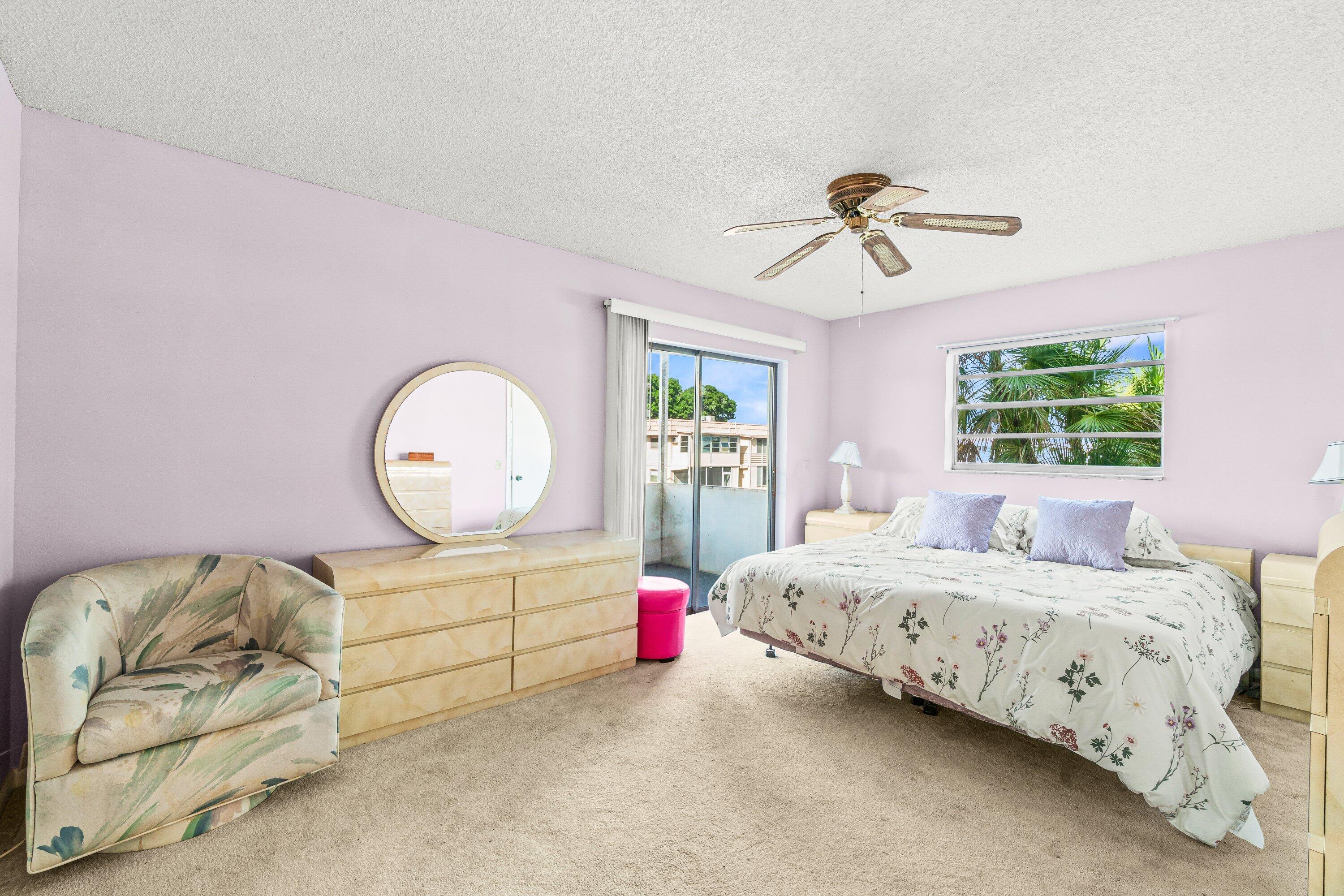 KINGS POINT SAXONY CONDOS - Residential