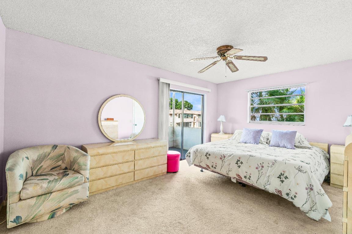 KINGS POINT SAXONY CONDOS - Residential