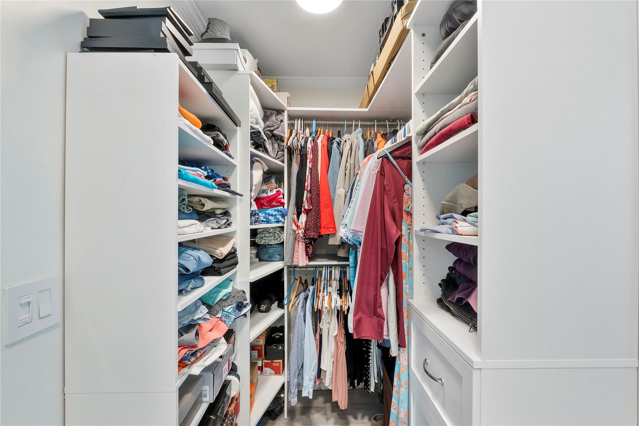 Bay Colony Club - Residential