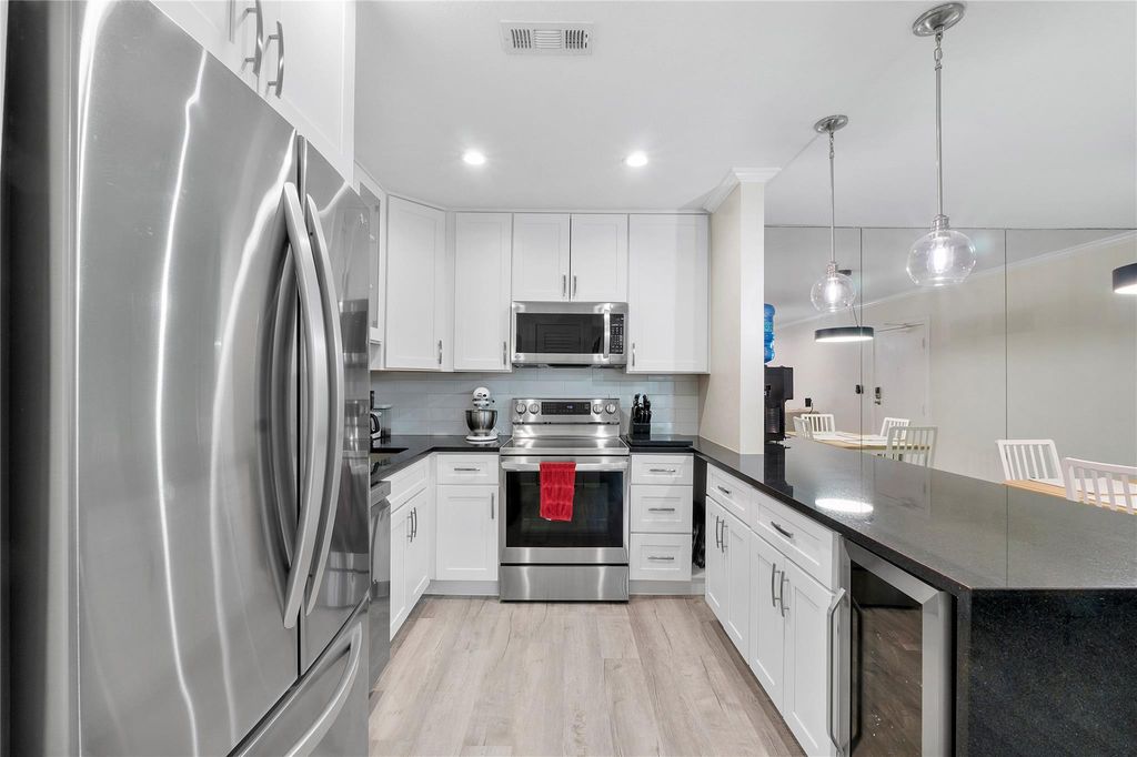 Photo of 6205 Bay Club Drive #3, Fort Lauderdale, FL 33308 (MLS # F10533242)