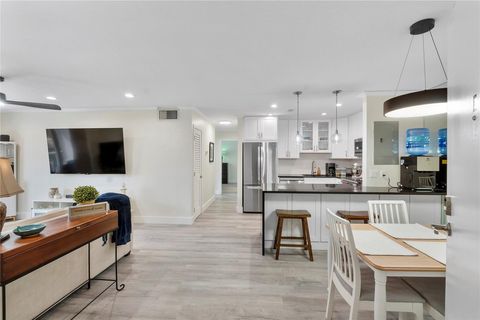 Photo of 6205 Bay Club Dr #3, Fort Lauderdale, FL 33308 (MLS # F10533242)