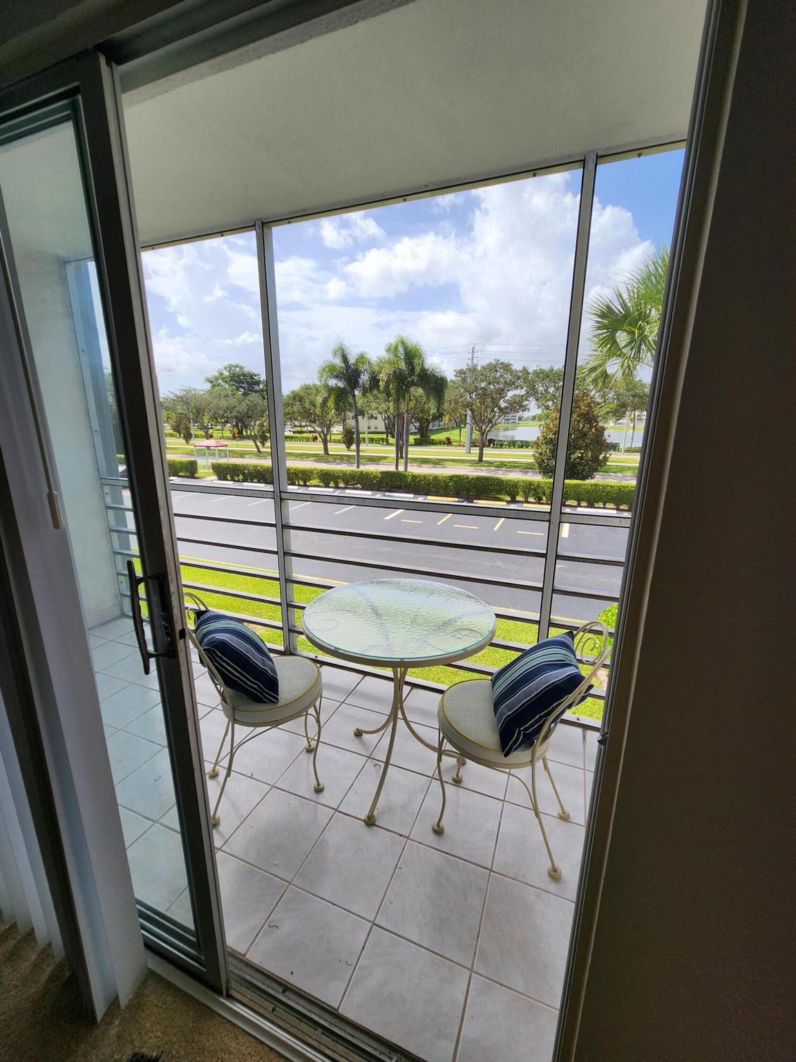 SUFFOLK AT CENTURY VILLAG - Residential Lease