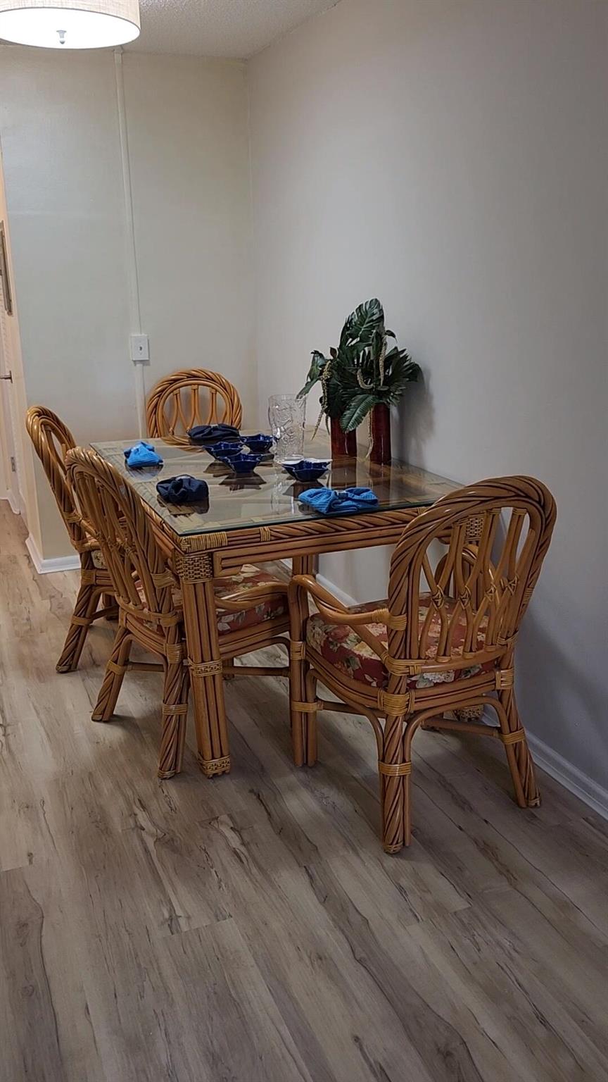 SUFFOLK AT CENTURY VILLAG - Residential Lease