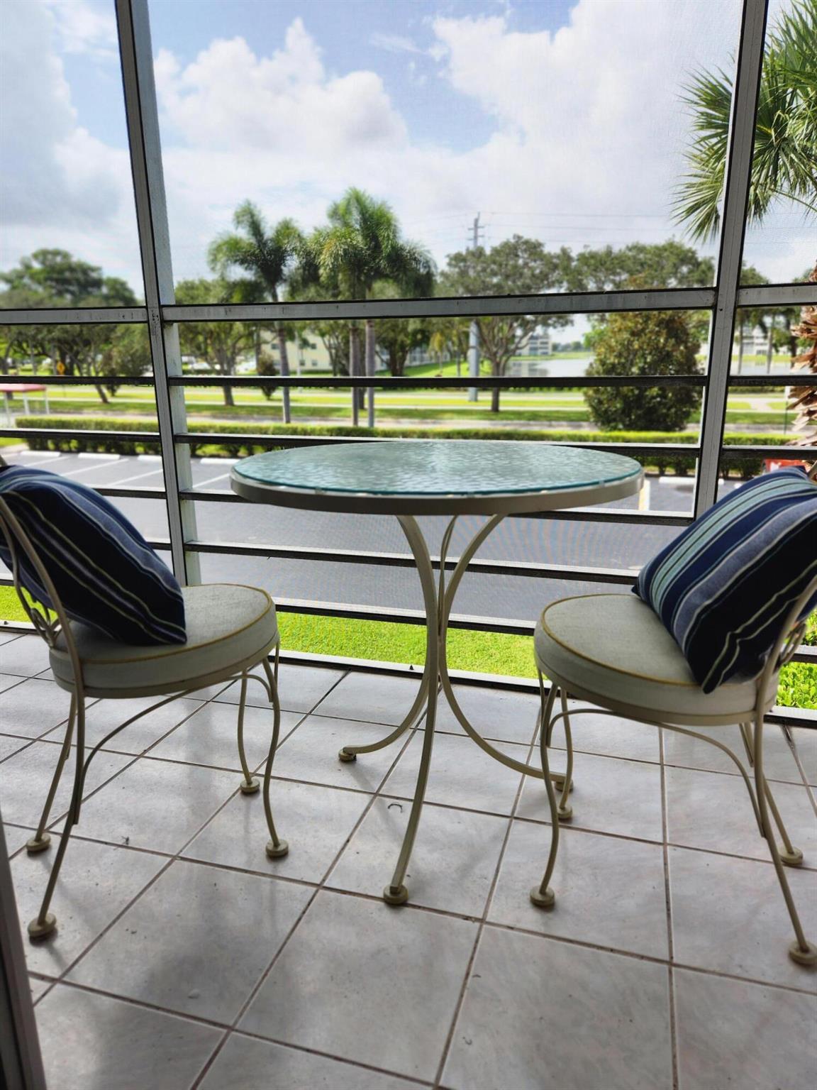 SUFFOLK AT CENTURY VILLAG - Residential Lease