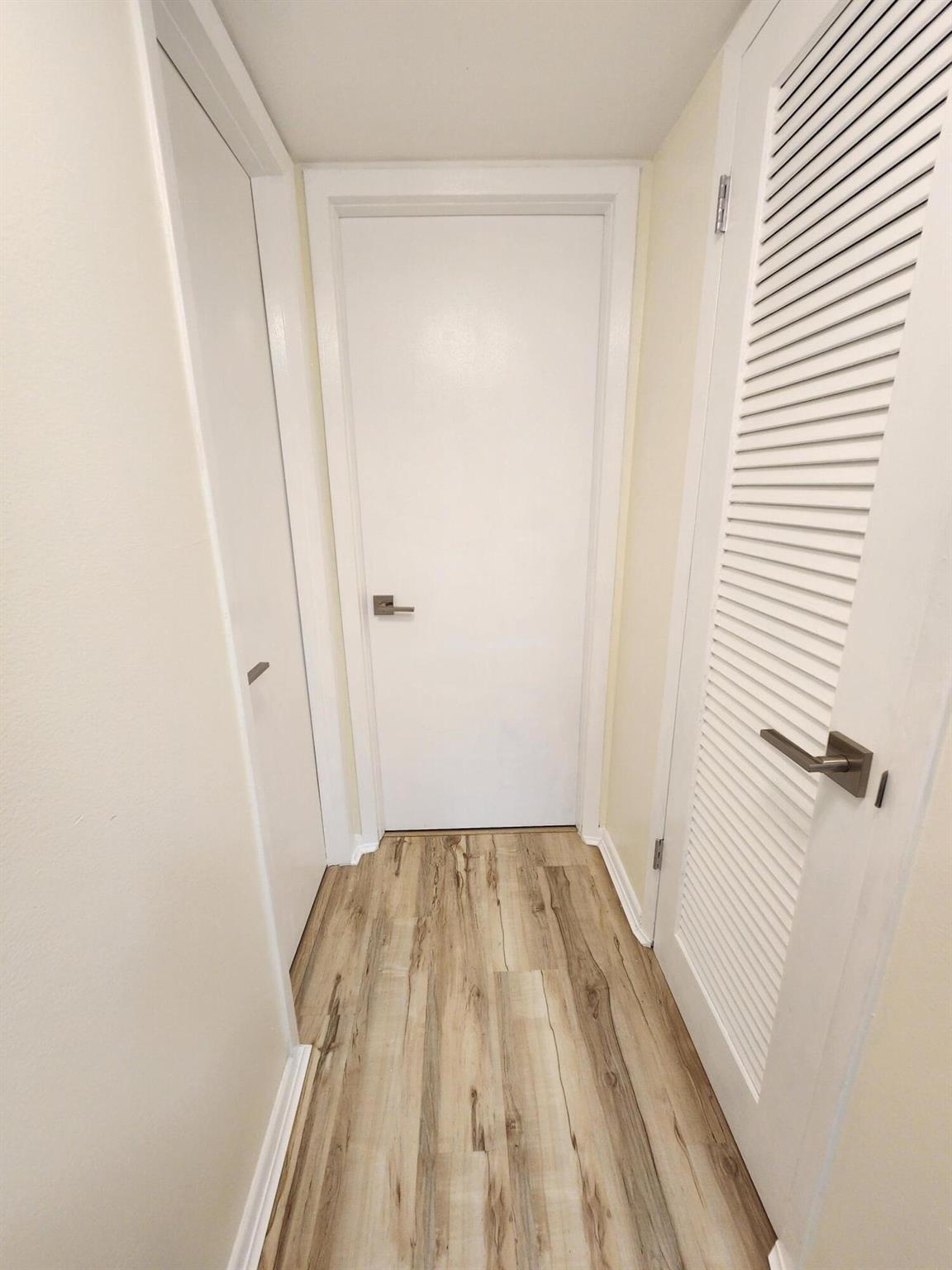 SUFFOLK AT CENTURY VILLAG - Residential Lease